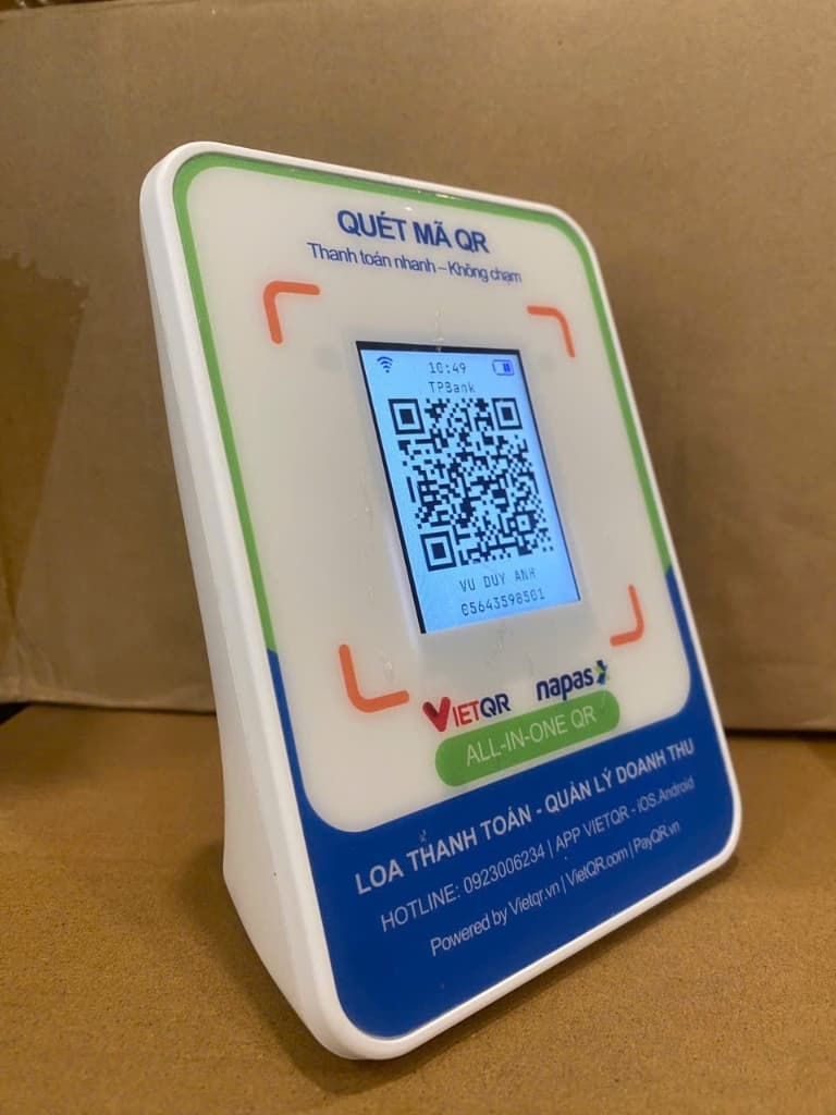 Loa VQRCS88 (wifi+4G+màn hình), kèm SIM